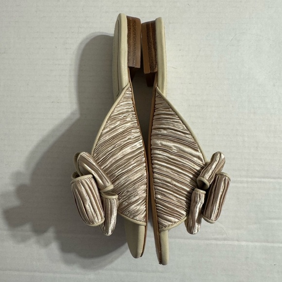 Koko + Palenki Champagne Satin Ruffled Dara Bow Slide Sandal Womens 7 Formal - Picture 5 of 7